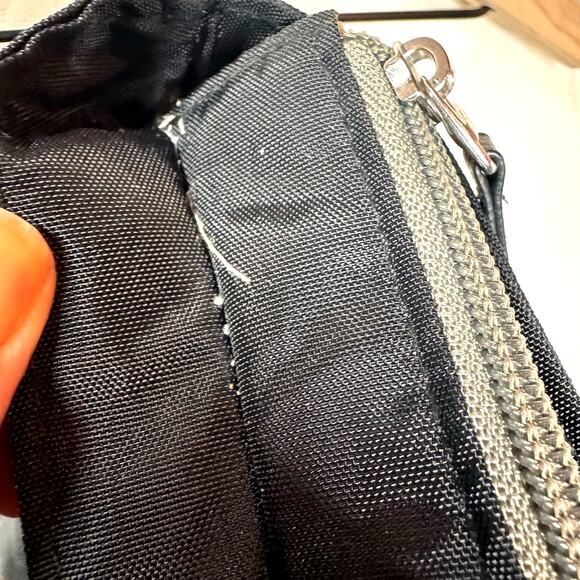 BAGGALLINI Tote Bag Black Laptop Case Travel Carry On Nylon Shoulder Bag - Picture 8 of 14